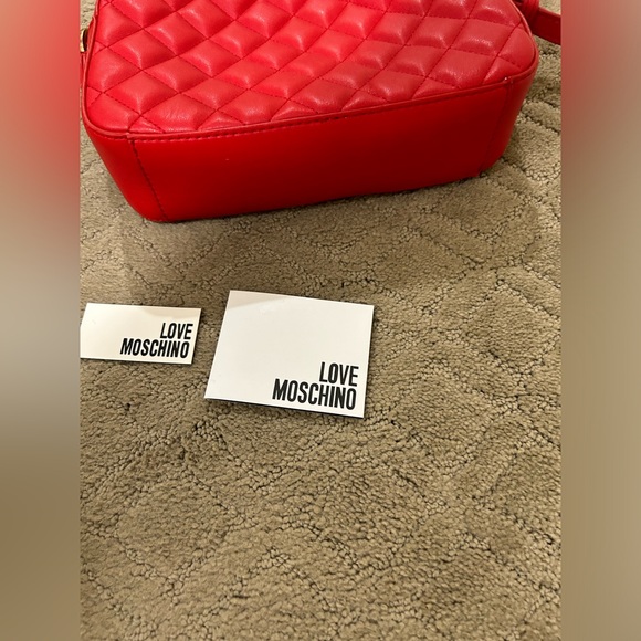 Love Moschino woman’s Polyurethane quilted logo Crossbody Bag Red - Picture 16 of 16